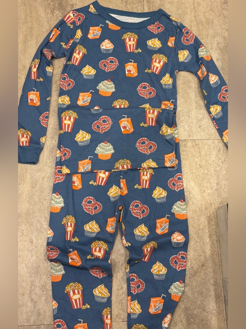 Member’s Mark Blue Movie Snacks-Print Pajama Set 100% Organic Cotton